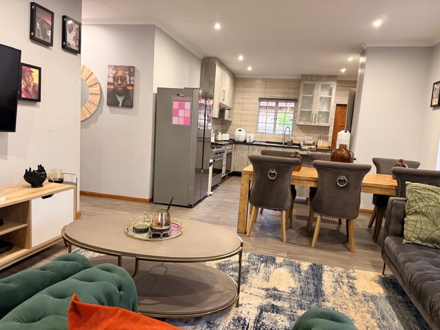3 Bedroom Property for Sale in Waterkloof East North West